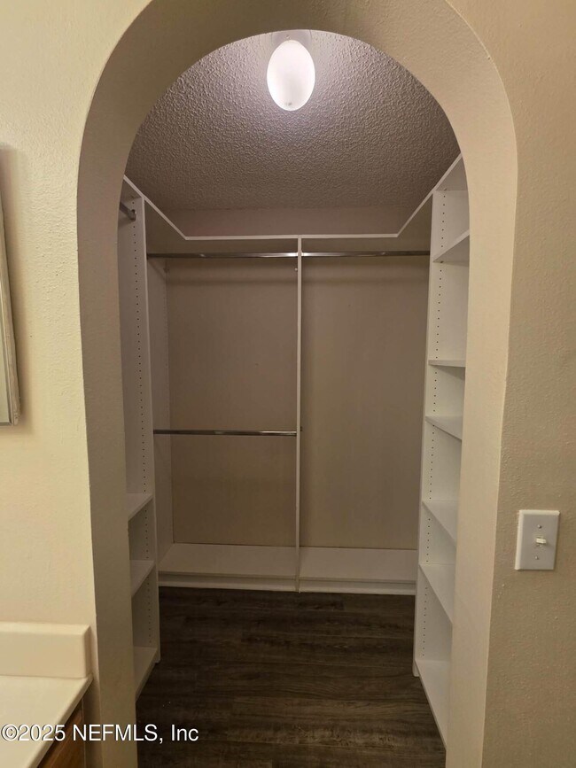 Building Photo - 3584 Alec Dr