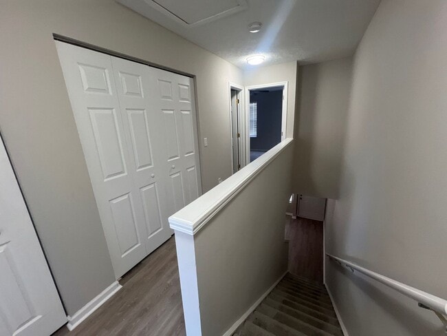 Building Photo - 5428 Cedar Ash Crossing