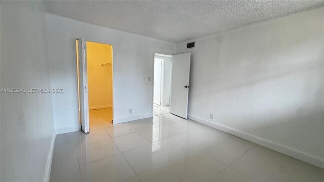 Building Photo - 3801 Environ Blvd