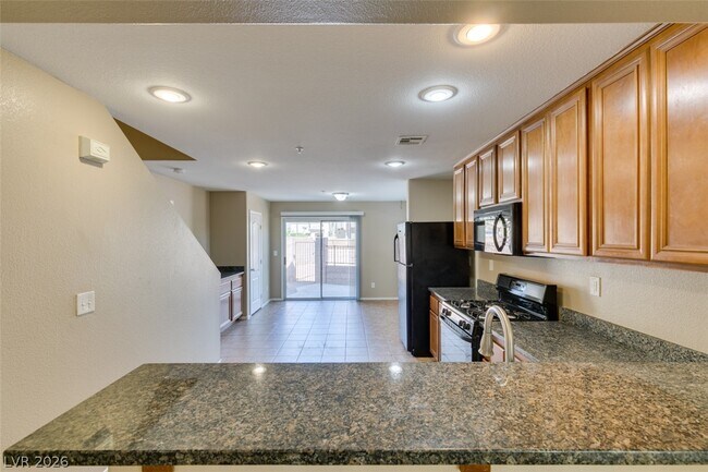 Building Photo - 1155 Paradise Garden Dr