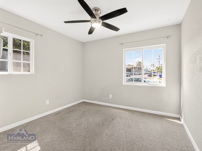 Building Photo - 5580 Dream St