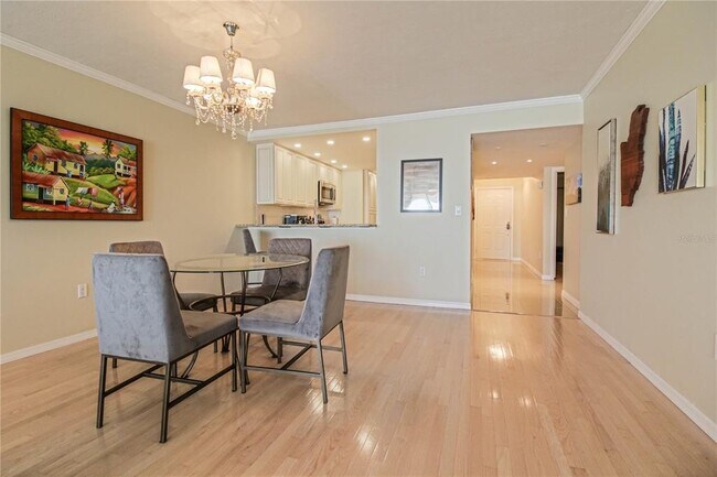 Building Photo - 6600 Sunset Way