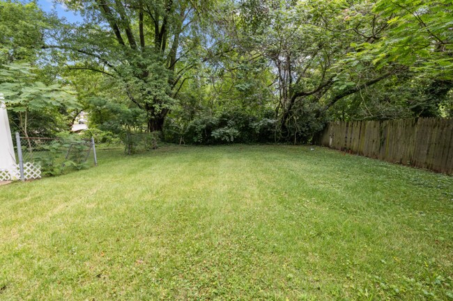 Building Photo - 1392 Langholm Dr