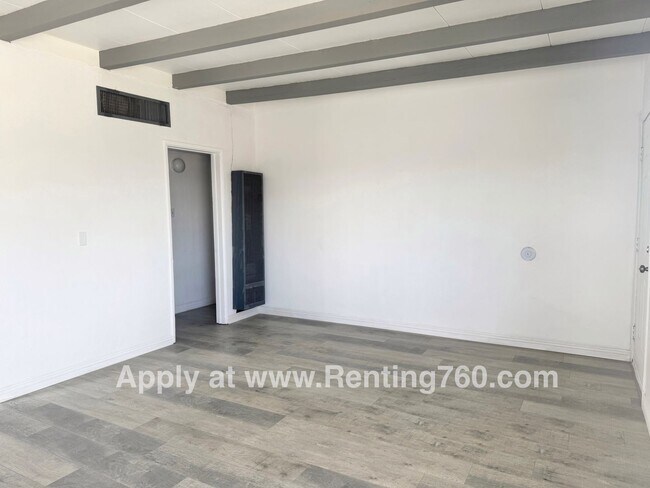 Building Photo - 6462 Palo Verde Ave
