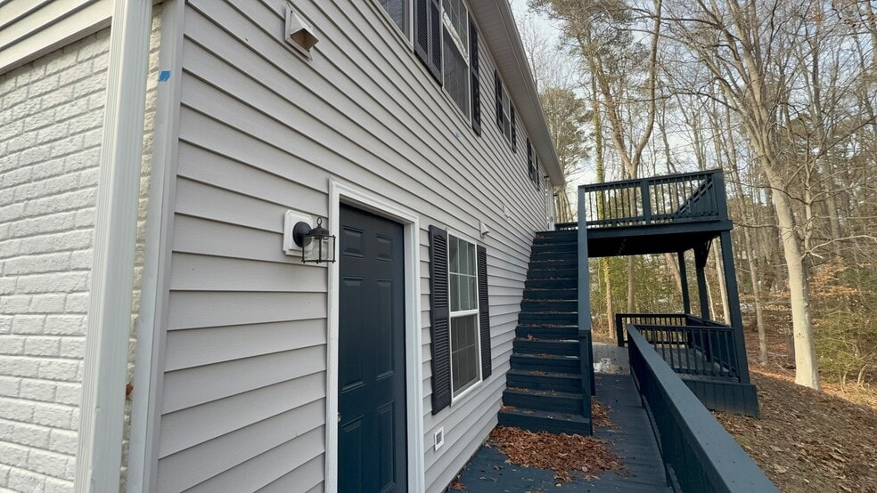 Building Photo - 11570 Tomahawk Trail W