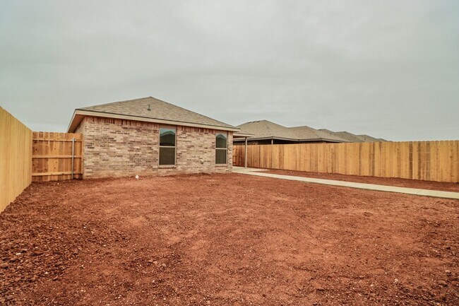 Building Photo - Fetching New Construction Available Soon