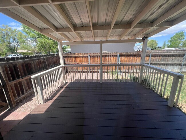 Building Photo - 3 Bedroom Single Family Home in Alamosa