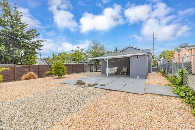 Building Photo - 2075 83rd Ave