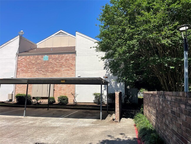 Building Photo - 7950 N Stadium Dr