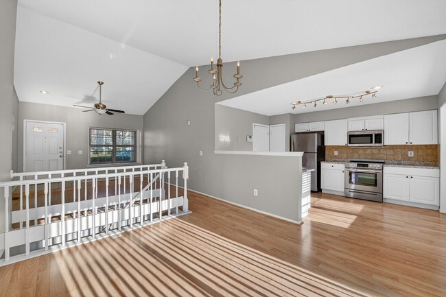 Building Photo - 14 Braxton Dr