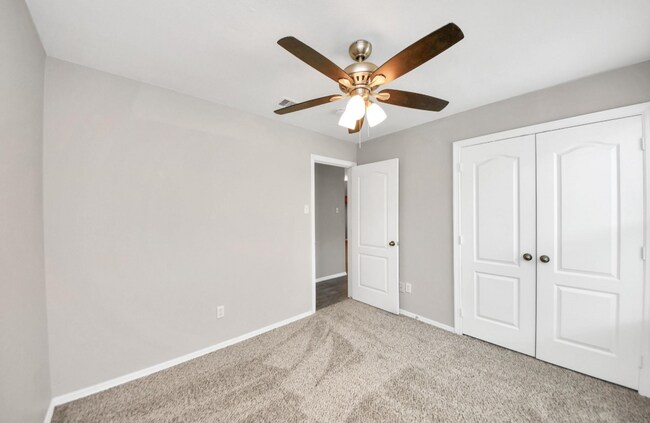 Building Photo - 24311 Hard Wood Dr