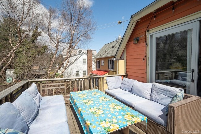 Building Photo - 52 Jefferson St