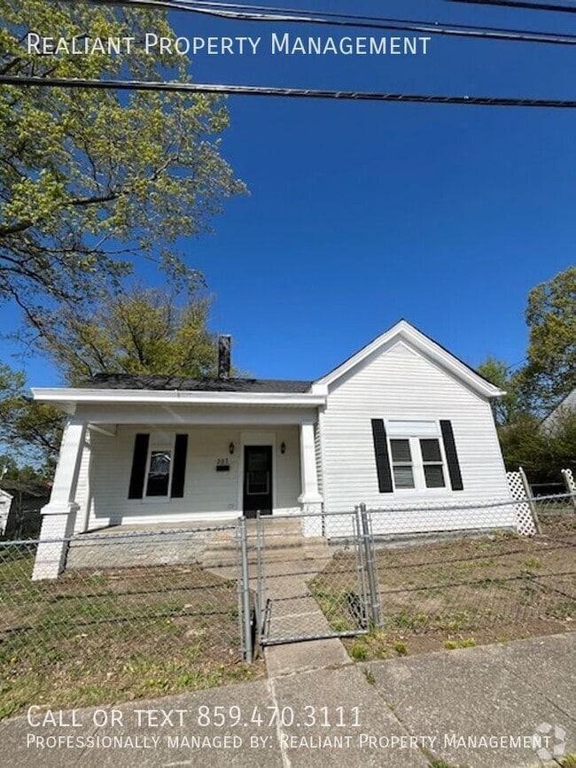 Building Photo - 307 N. Central-