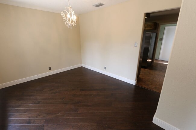 Building Photo - 25114 Summit Creek