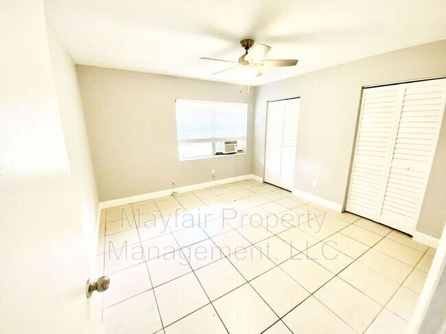Building Photo - 5820 Banana Rd