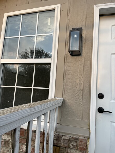 Front window light door - 2741 Jones Ave