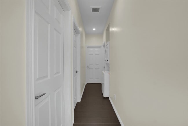 Building Photo - 23393 Schoolcraft St