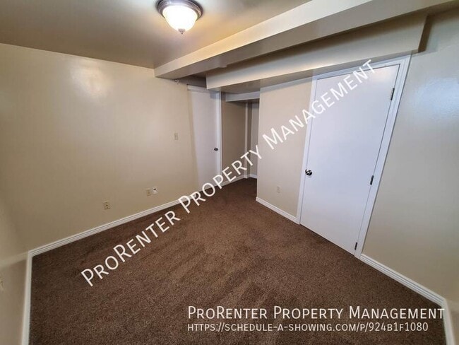 Building Photo - 4749 S 200 E