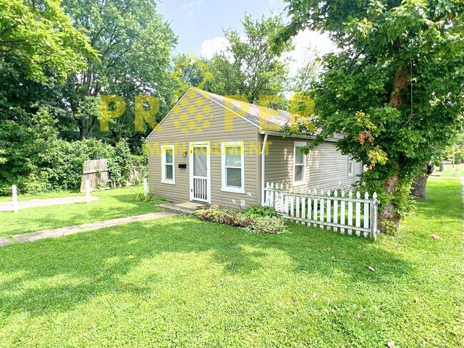 Primary Photo - 2 bedrooms 1 bathroom house