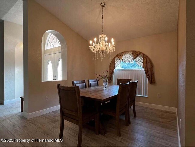 Building Photo - 9448 Tooke Shore Dr