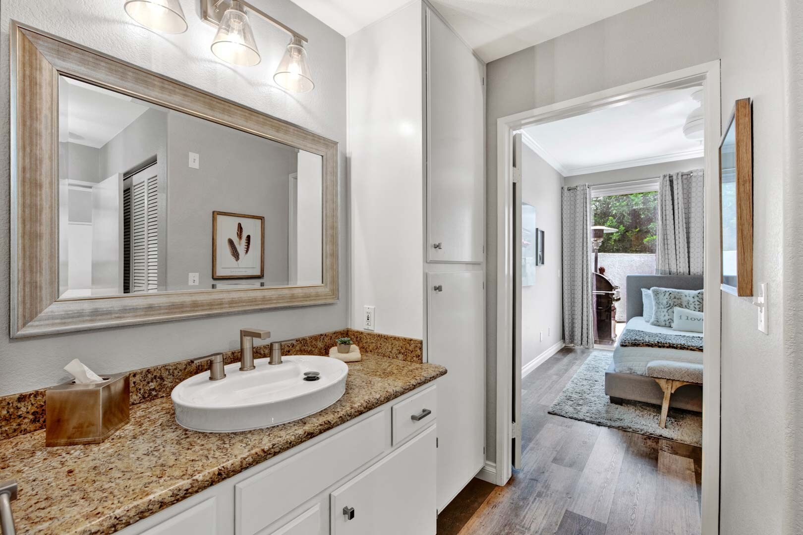 Building Photo - 13133 Le Parc