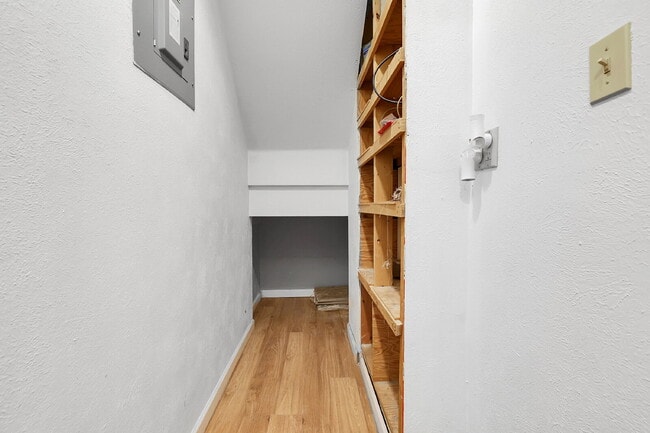 Building Photo - $2,695 - 5 Bed, 4 Bath Townhome in Aurora ...