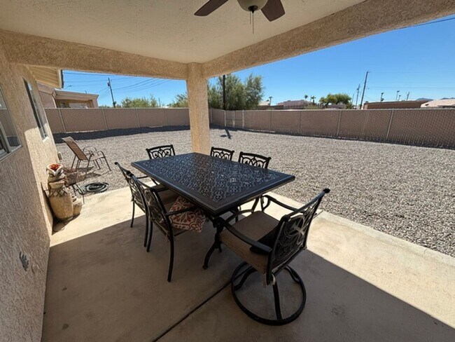 Building Photo - 3030 Kiowa Blvd S