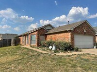 Building Photo - 6324 Geneva Ln