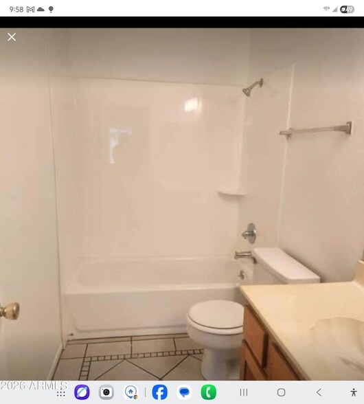 Building Photo - 8010 W Westview Dr