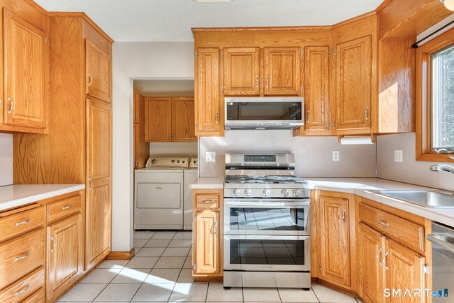 Building Photo - 57 4 Rod Rd