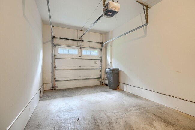 Building Photo - 239 Anvil Way