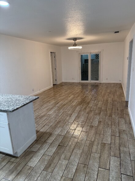 Building Photo - 13573 U.S. Hwy 87 W