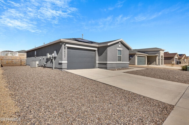 Building Photo - 14557 Desert Poppy Ct