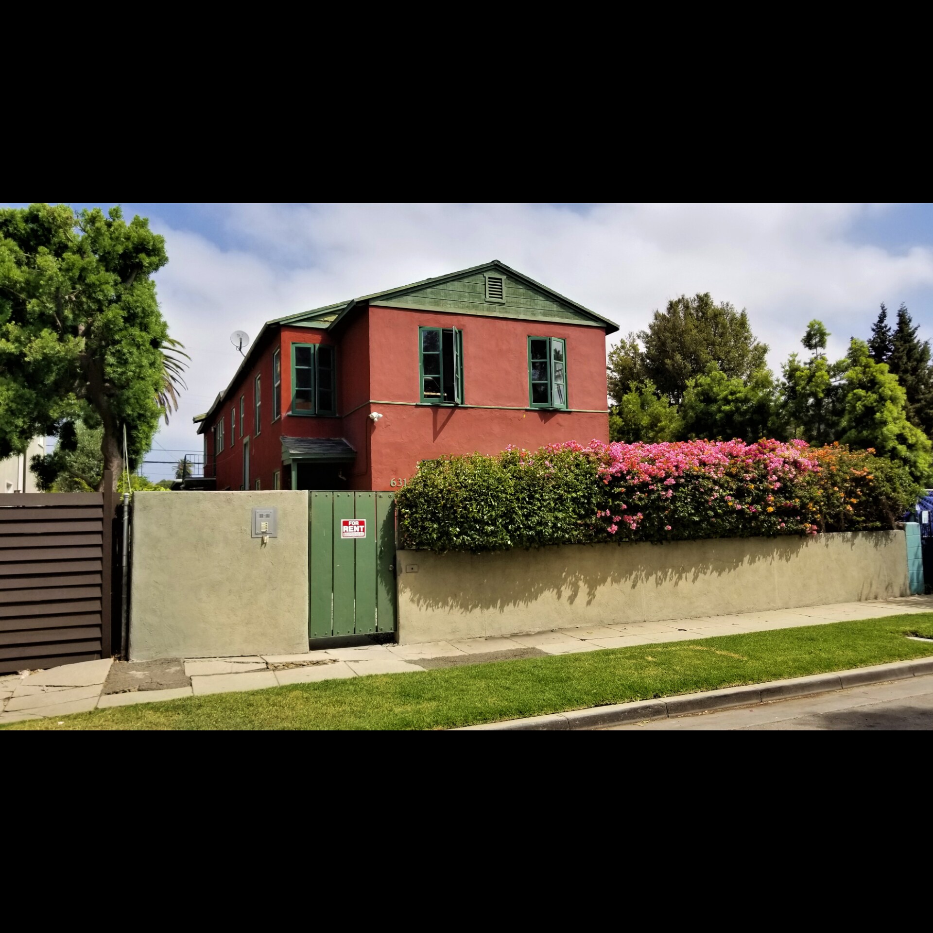 Building Photo - 631 San Juan Ave