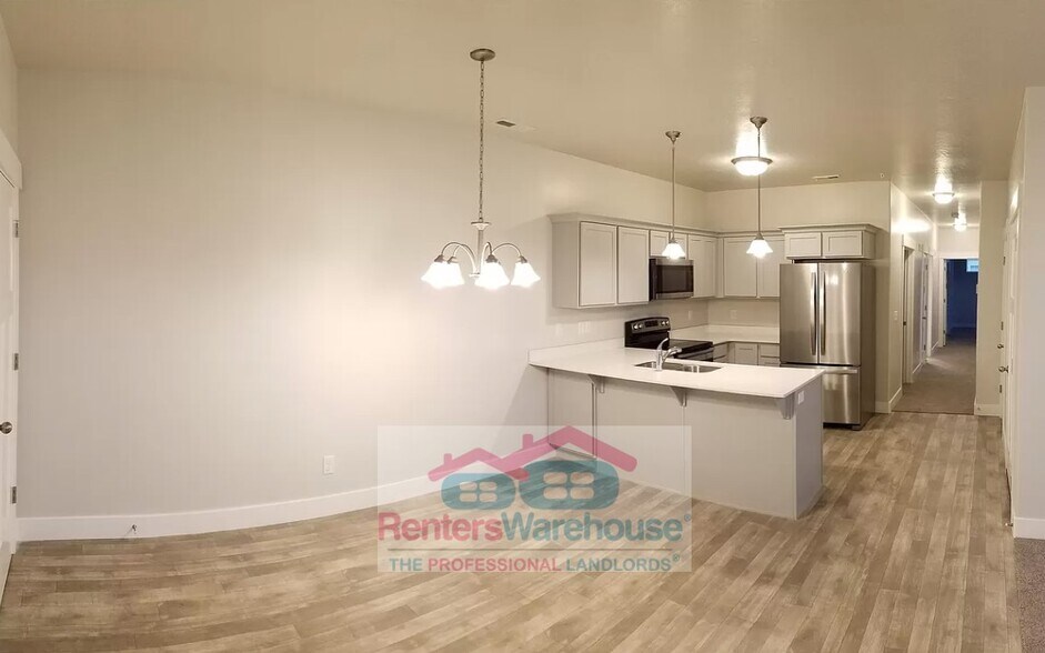 Building Photo - 13084 S Tortola Dr