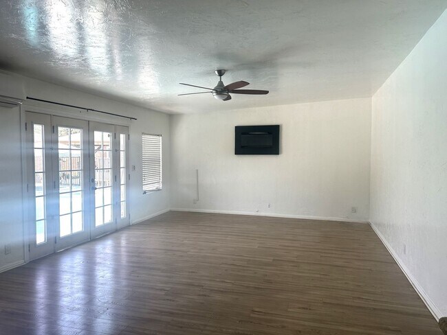 Building Photo - 12712 Downey Ave