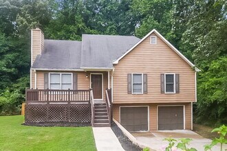 Building Photo - 131 Aztec Way SE