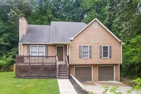 Building Photo - 131 Aztec Way SE
