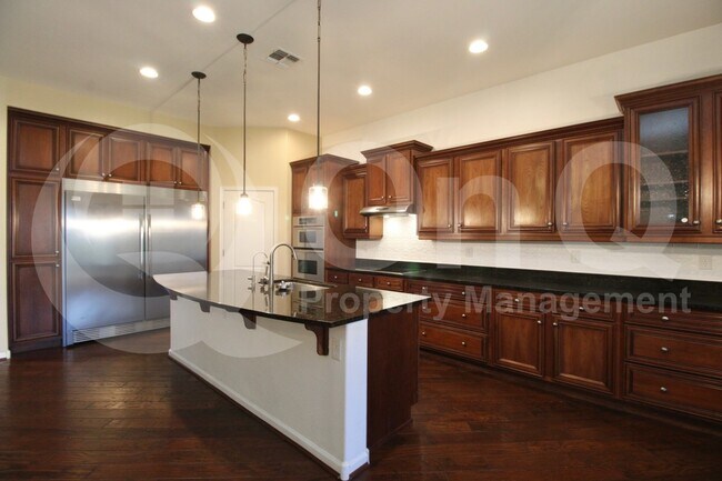 Building Photo - 28978 N 70th Dr