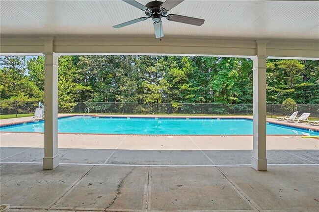 Building Photo - 10139 Benton Woods Dr