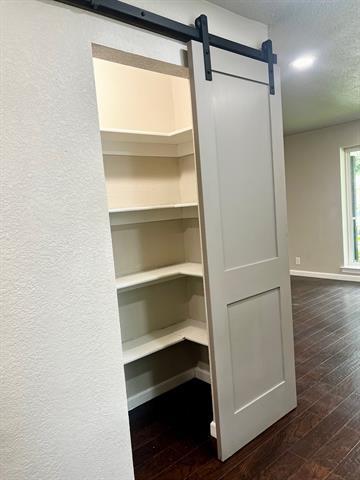 Building Photo - 6905 Arboreal Dr