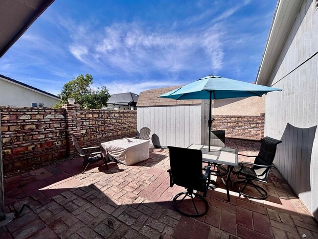 Building Photo - 13407 E 55th St