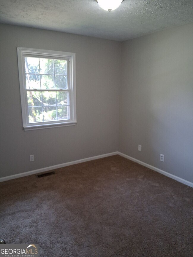 Building Photo - 9109 Sterling Ridge Ln