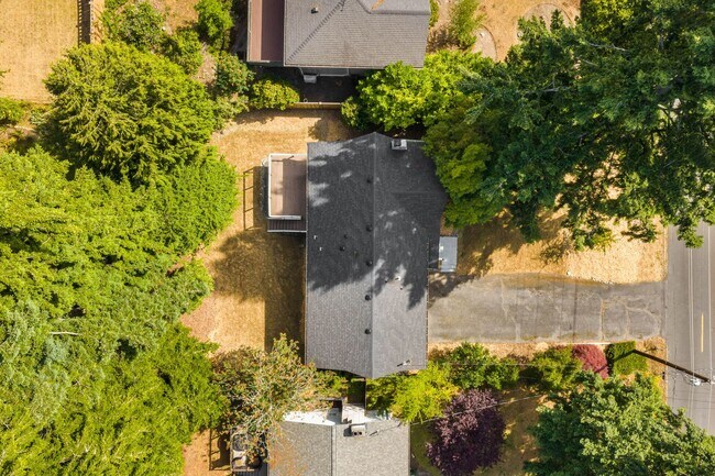 Building Photo - Updated Split-Level Home with Flexible Living Spaces & Backyard Deck