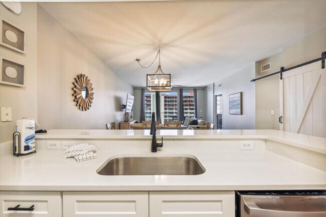 Building Photo - 104 Gulfside Ct