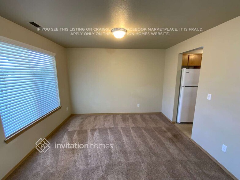 Building Photo - 20205 11th Ave Ct E
