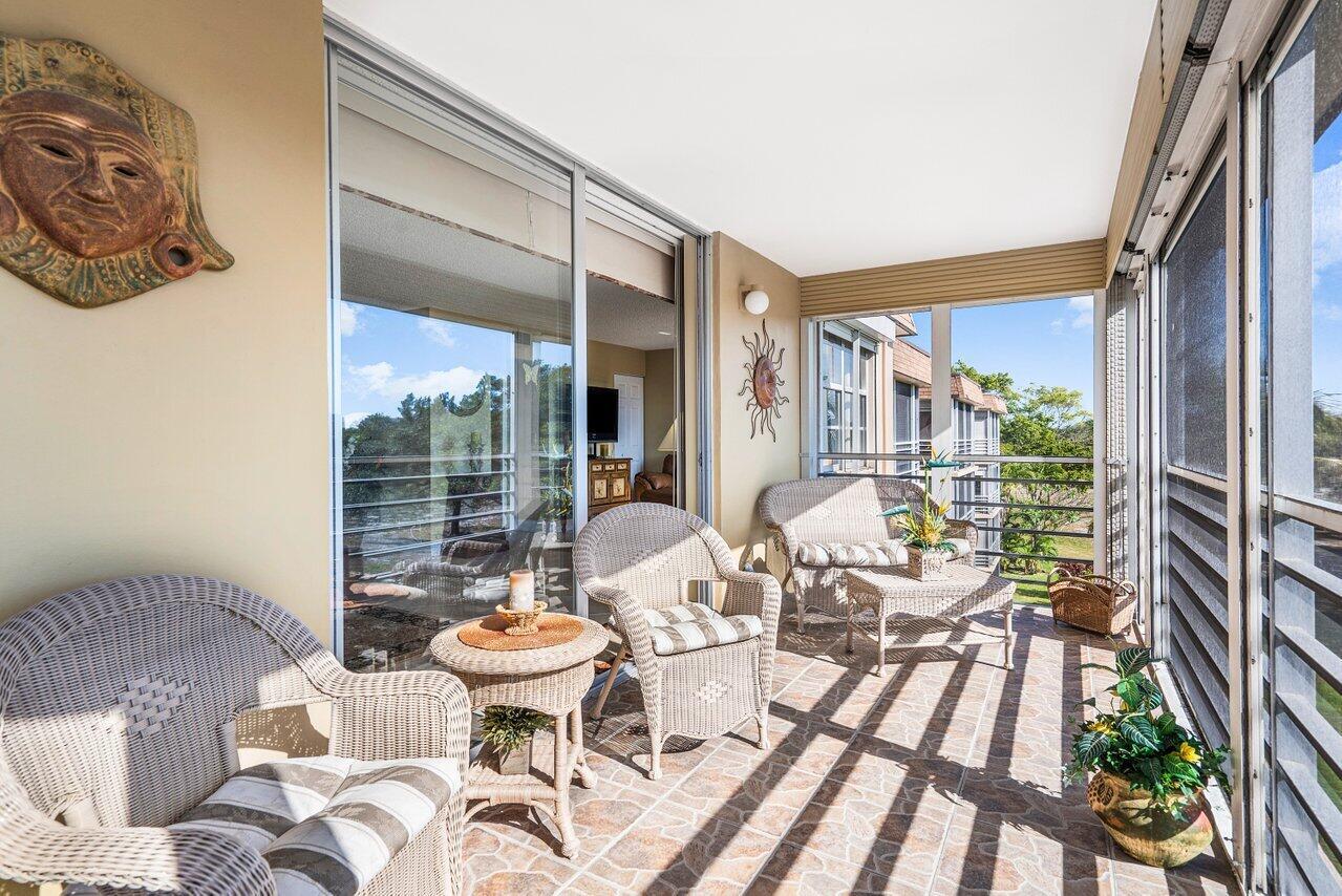 Patio - 6200 NW 2nd Ave