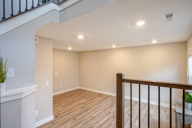 Building Photo - 13775 Boiler Pl