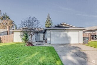 Building Photo - Beautiful 4/2 home