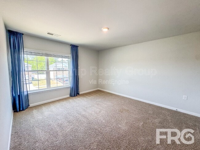 Building Photo - 1313 Riverstone Dr